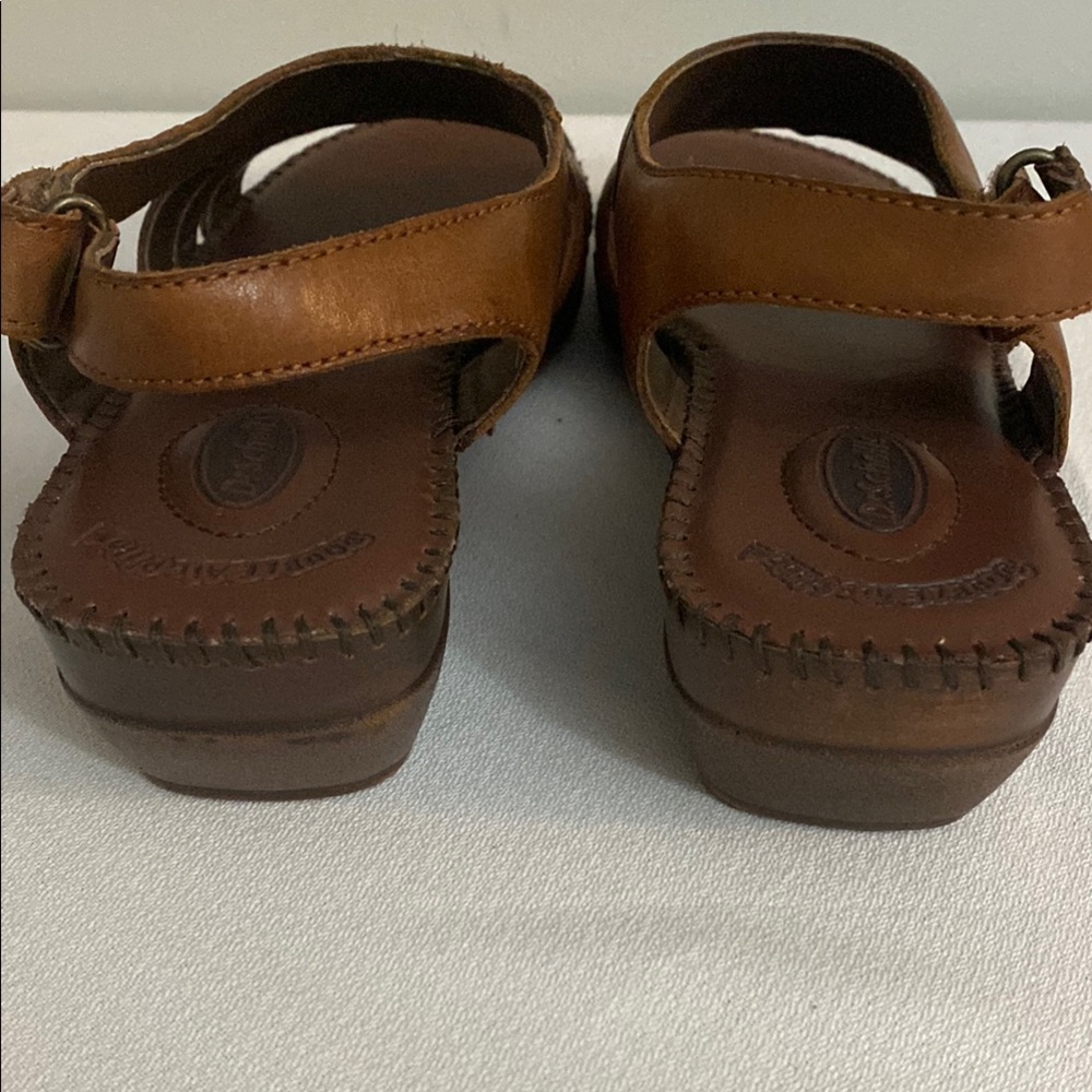 Dr.Schools Elegant Tan Leather Women's Sandals size 9 1/2 - Picture 4 of 7
